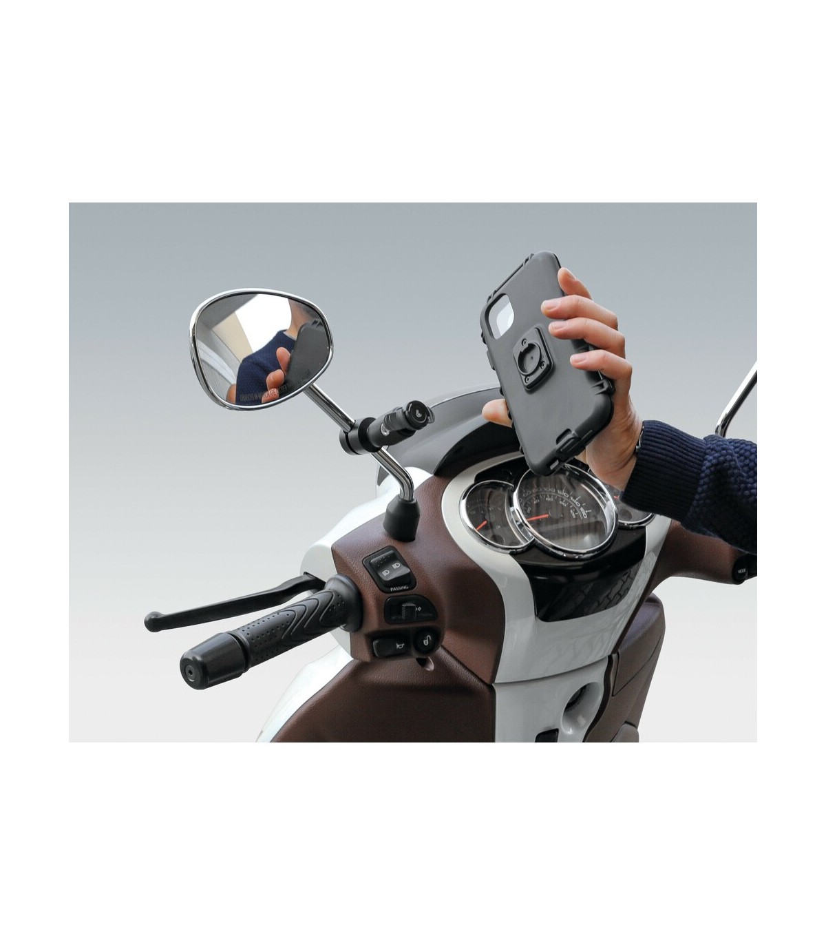 Supporto Porta Telefono Moto Scooter Da Specchietto o Traversino 9 A 14mm  LAMPA MIRROR - 90438