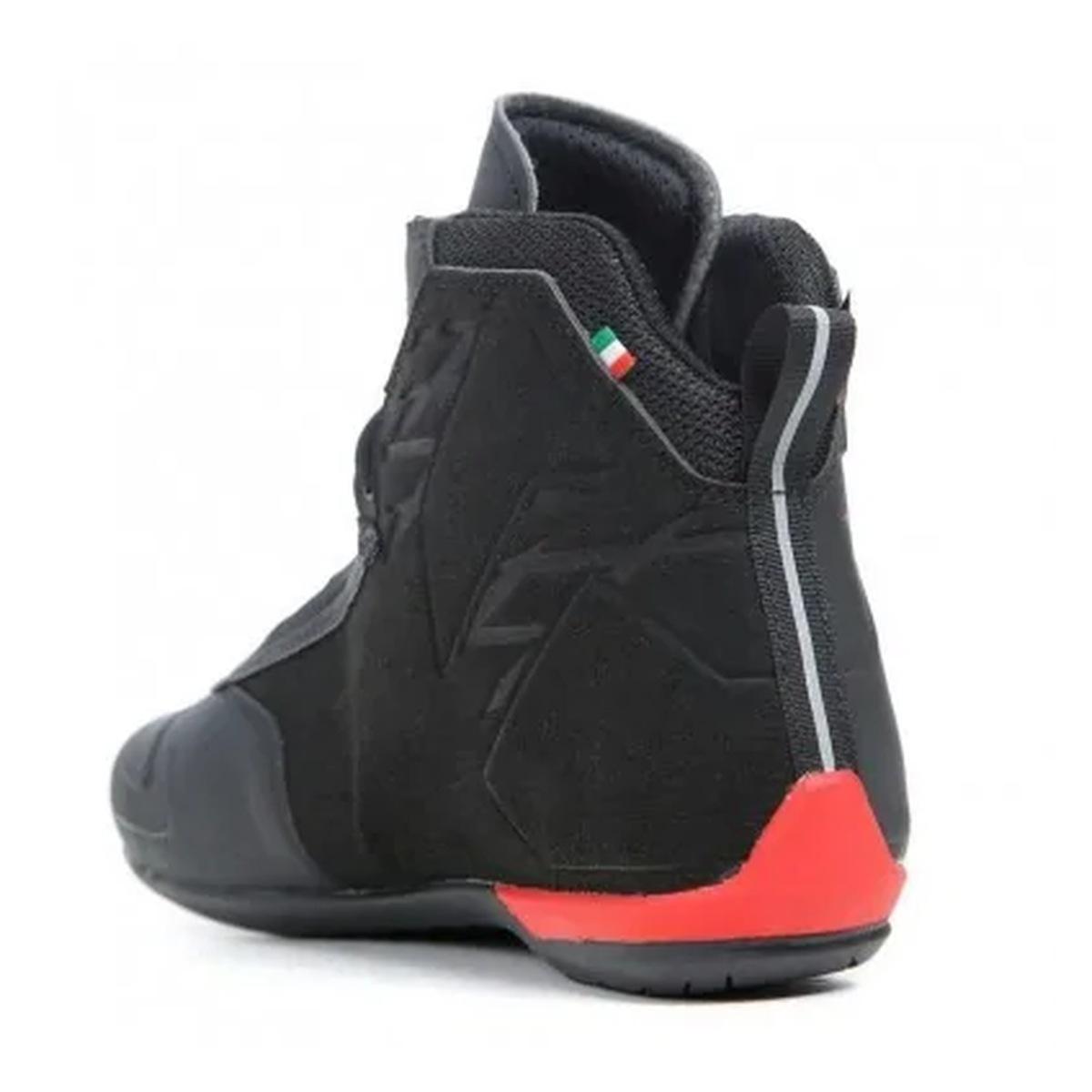 R04D WP SCARPE MOTO IMPERMEABILE UOMO <br />