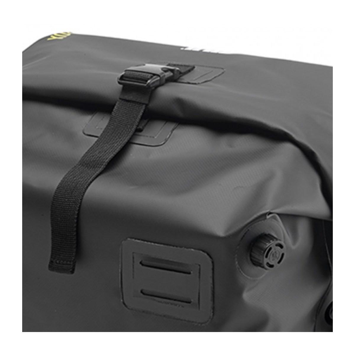 Borsa 36lt waterproof per trekker